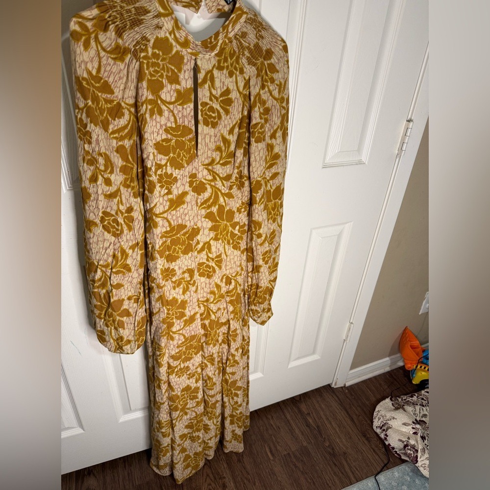 Zara Yellow/Mustard Floral Backless Patterned Maxi Dress Size XS